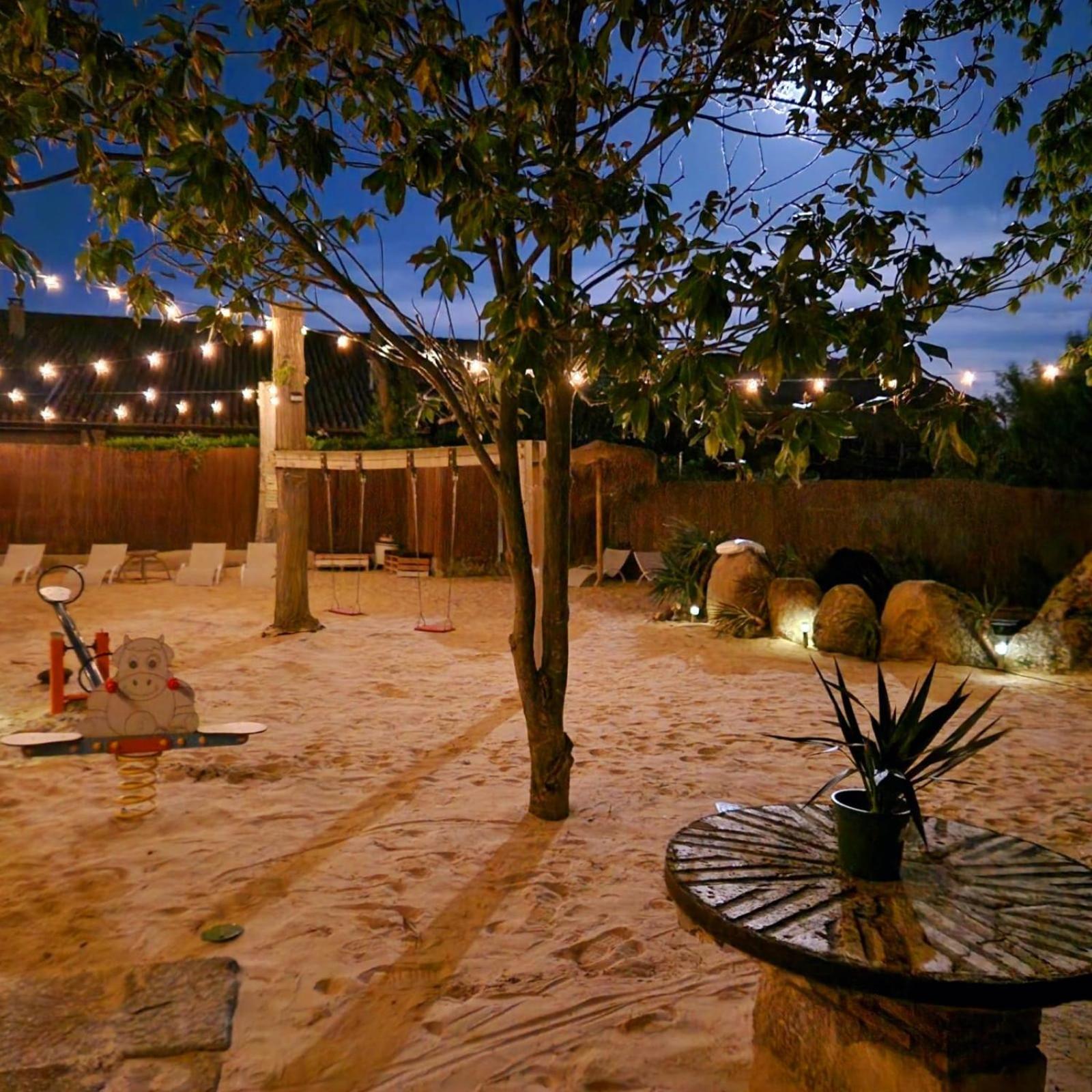Complejo Oasis Beach Sobre El Rio Huerta  Eksteriør billede