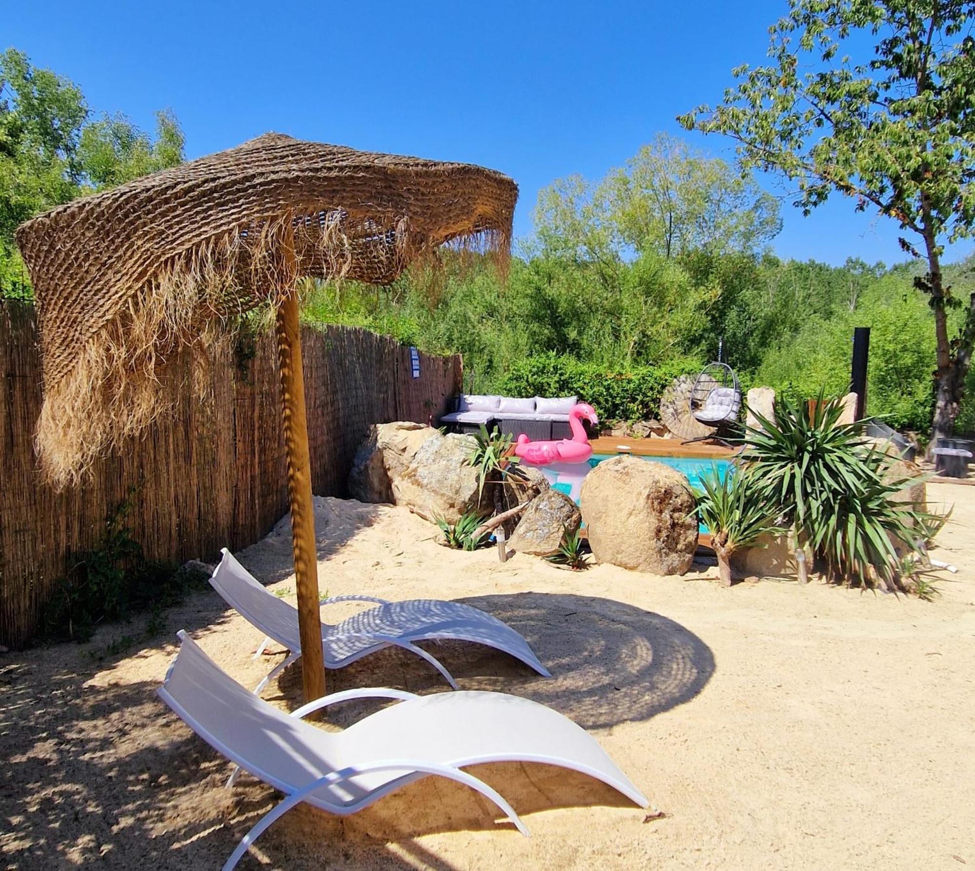 Complejo Oasis Beach Sobre El Rio Huerta  Eksteriør billede