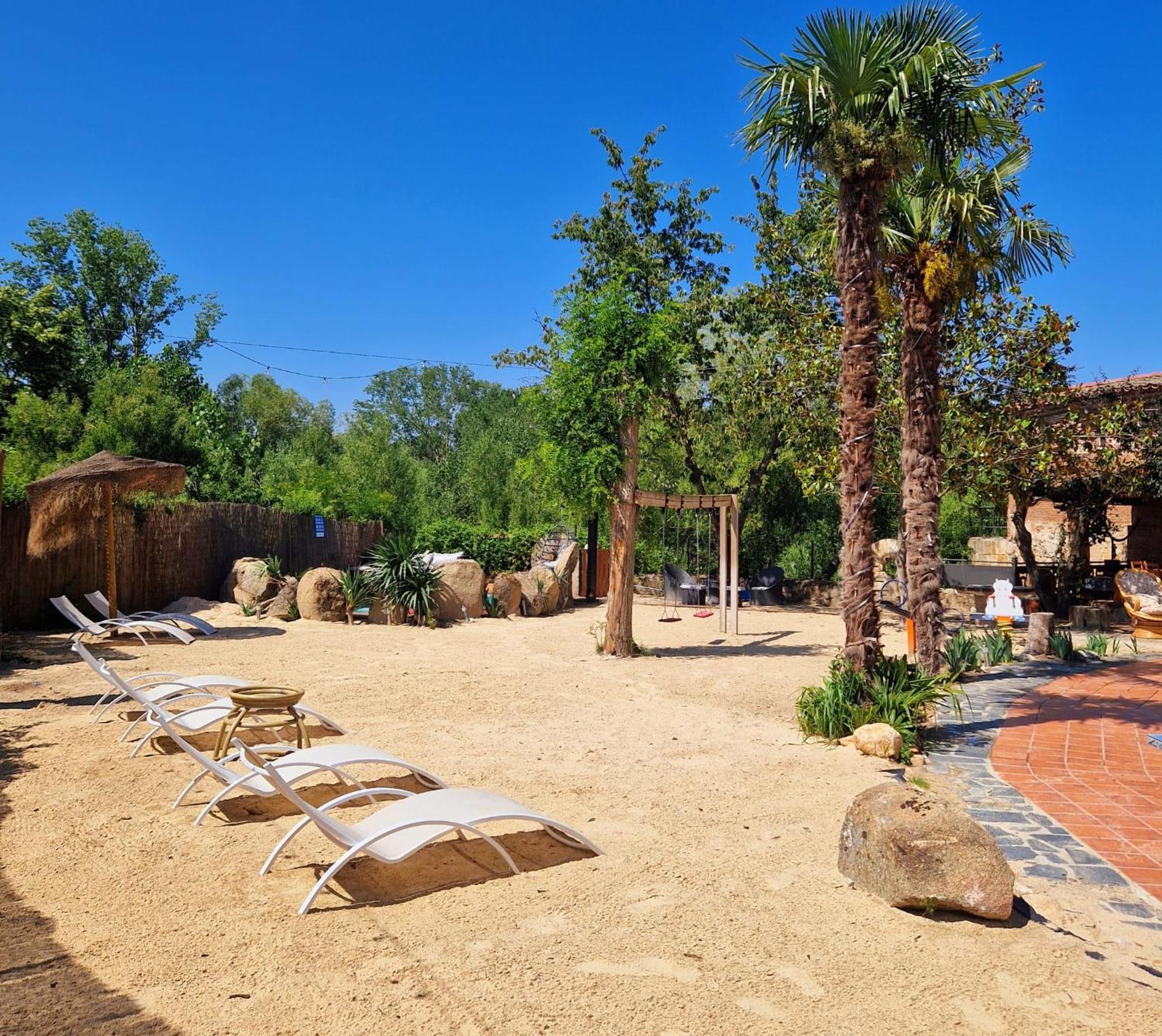Complejo Oasis Beach Sobre El Rio Huerta  Eksteriør billede